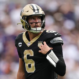 How do the New Orleans Saints plan to defend the Caesars Superdome against the Las Vegas Raiders?