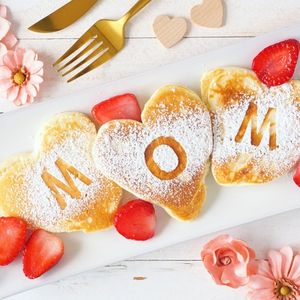 Hour 4: Brunch with Mom and Saints rookies getting going