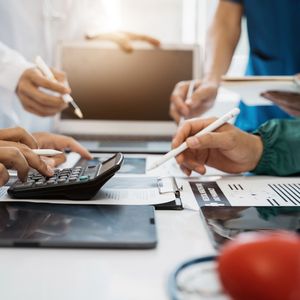 How pricing at hospitals and doctors' offices works