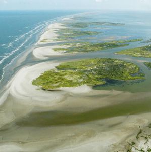 Louisiana is rebuilding the Chandeleur Islands. Here's why that's important