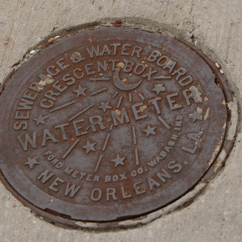 What's with the recent boil water advisories in Algiers?