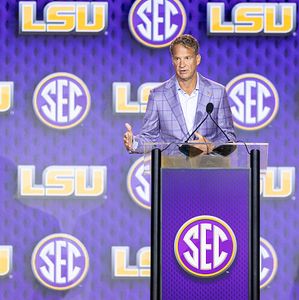 What you need to know about LSU's legal fight to roster former pro players