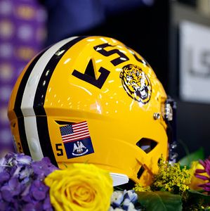 Hour 1: How badly is LSU banged up?