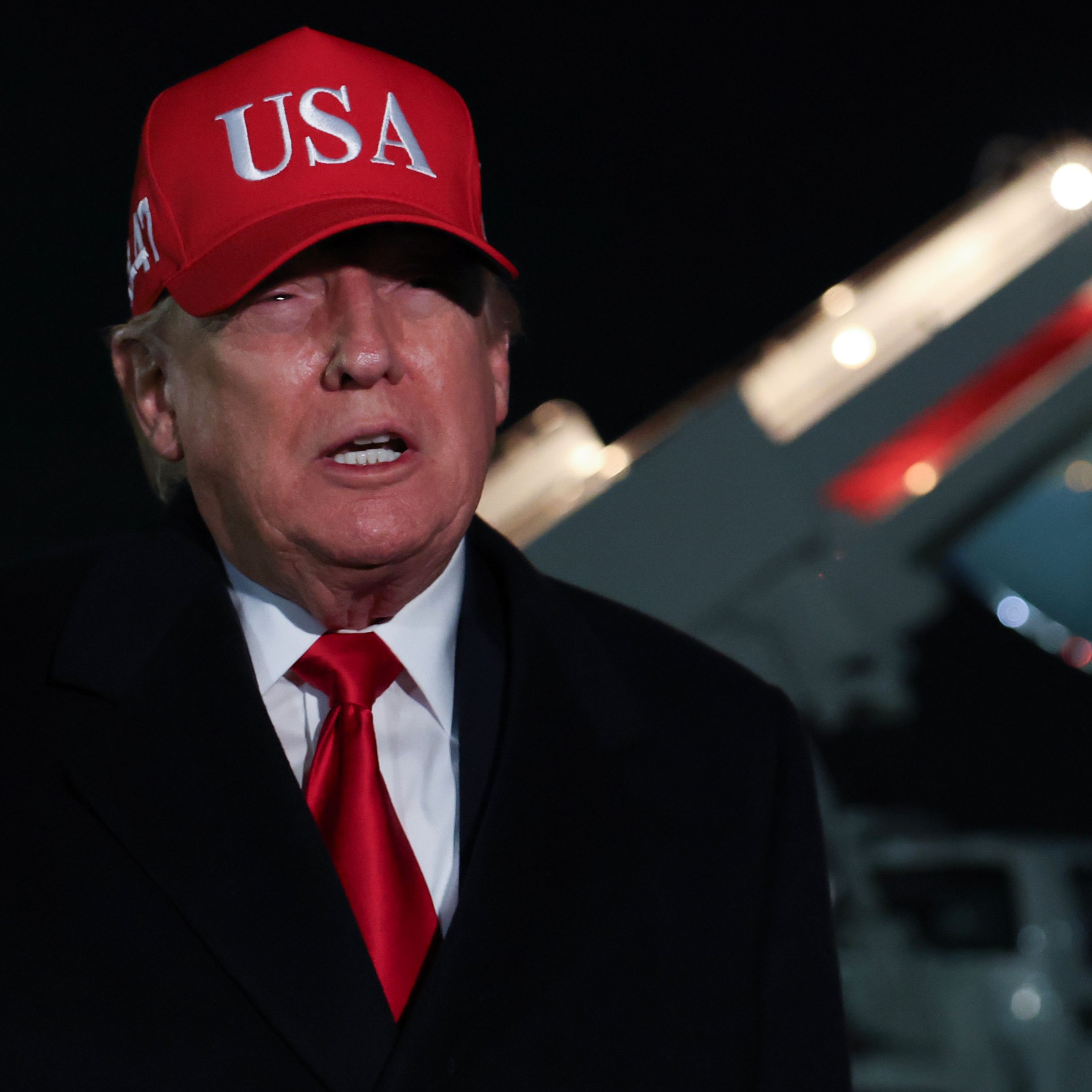 What does history & the Constitution tell us about a president’s ability to wage war?