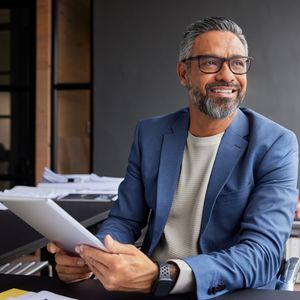 How long does the average person stay with a company?