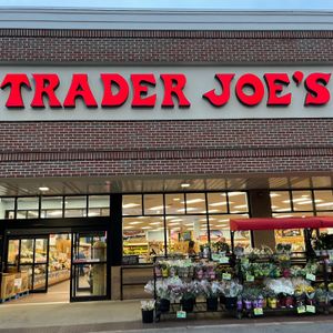 Hour 3:  Why are Trader Joe's employees to friendly?