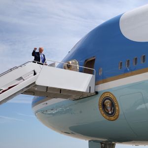 Hour 3: The newly commissioned Air Force One will be temporarily taken out of service