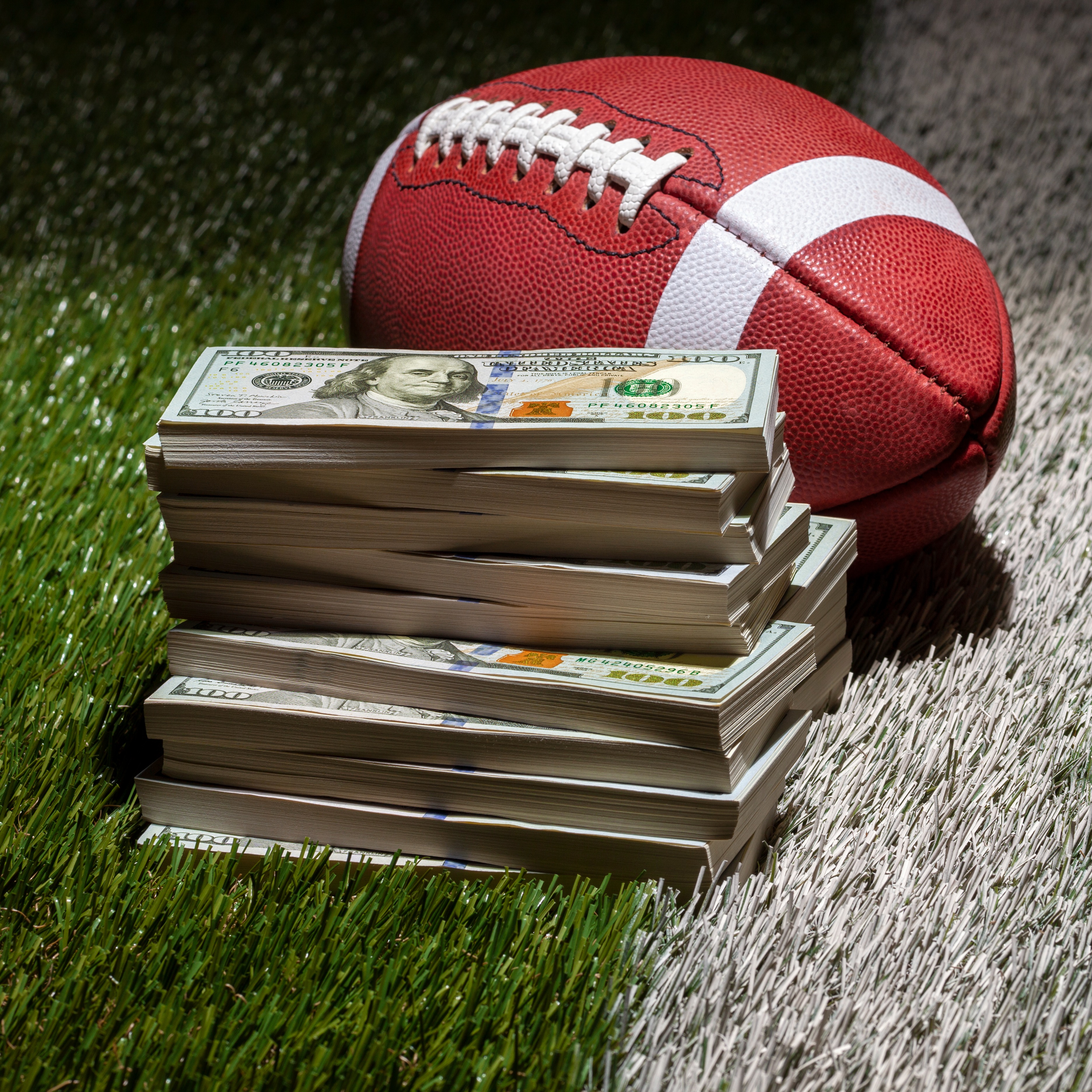 Kevin Todd from TheSportsBrokers.com gives his Monday Night picks