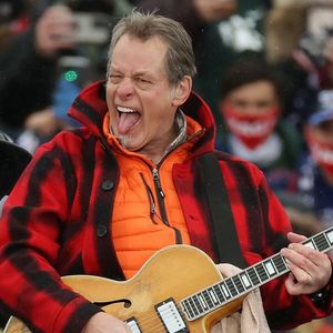Hour 2: Why is Trump on stage with one of America's biggest pedo creeps?