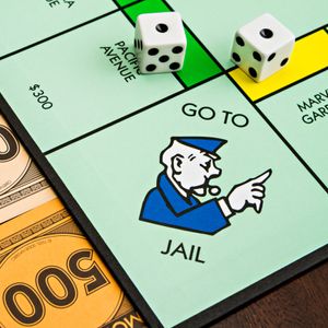 Hour 1: What are some must-have features that should appear on the New Orleans- themed version of the "Monopoly" board game?