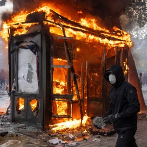 Hour 2: Would you feel comfortable traveling to Paris for the game right now?