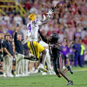 Hour 1: Lane Kiffin sounds very excited to work with LSU TE Trey'Dez Green