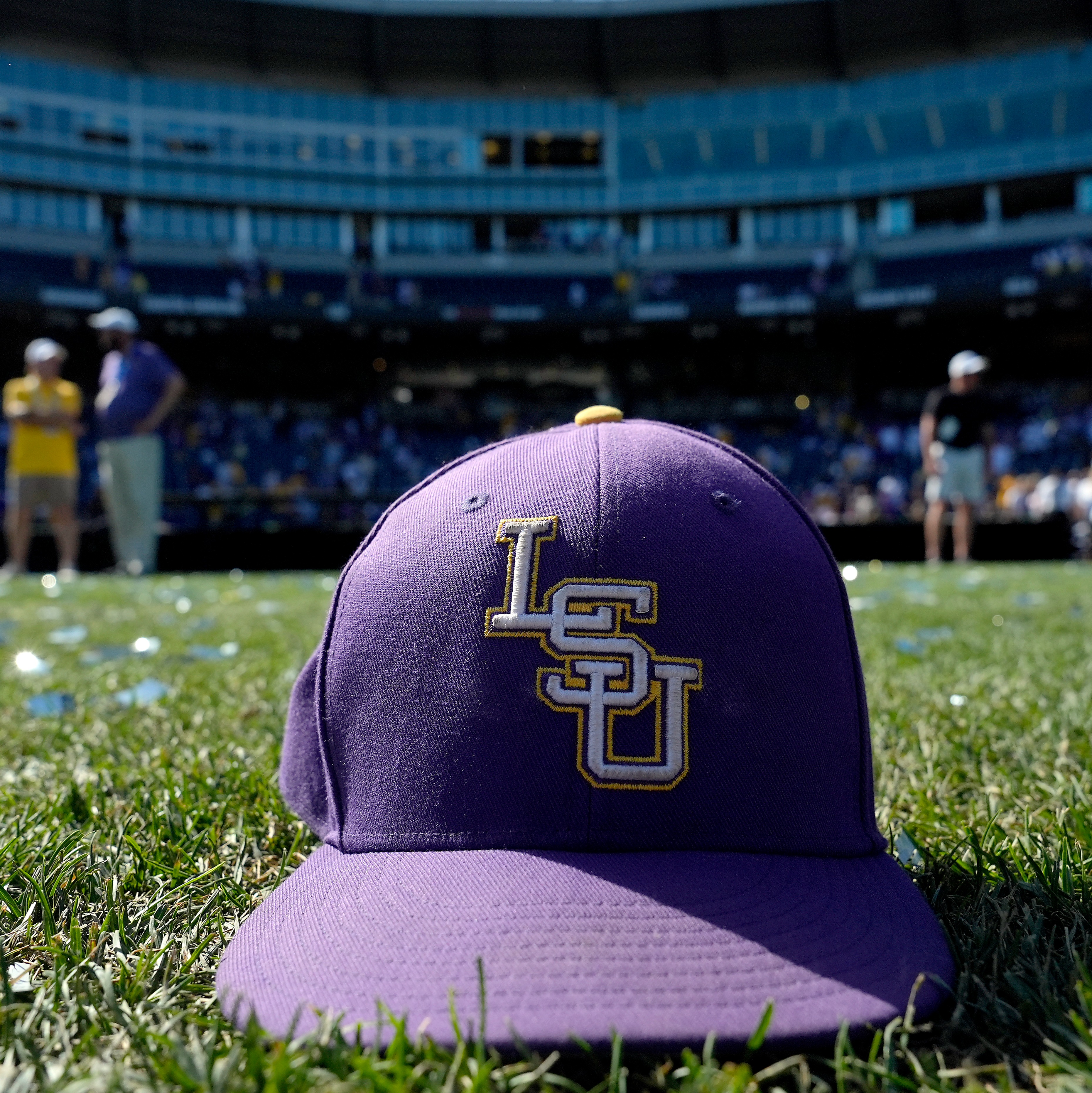 Hour 4: On top of their defensive issues, LSU's pitching has failed them this year