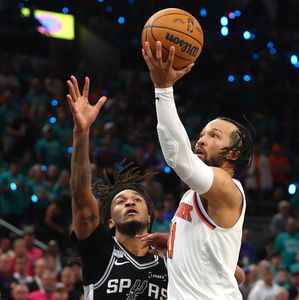 Hour 1: In G1, the Spurs made one critical mistake: They went for the "kill shot" too early