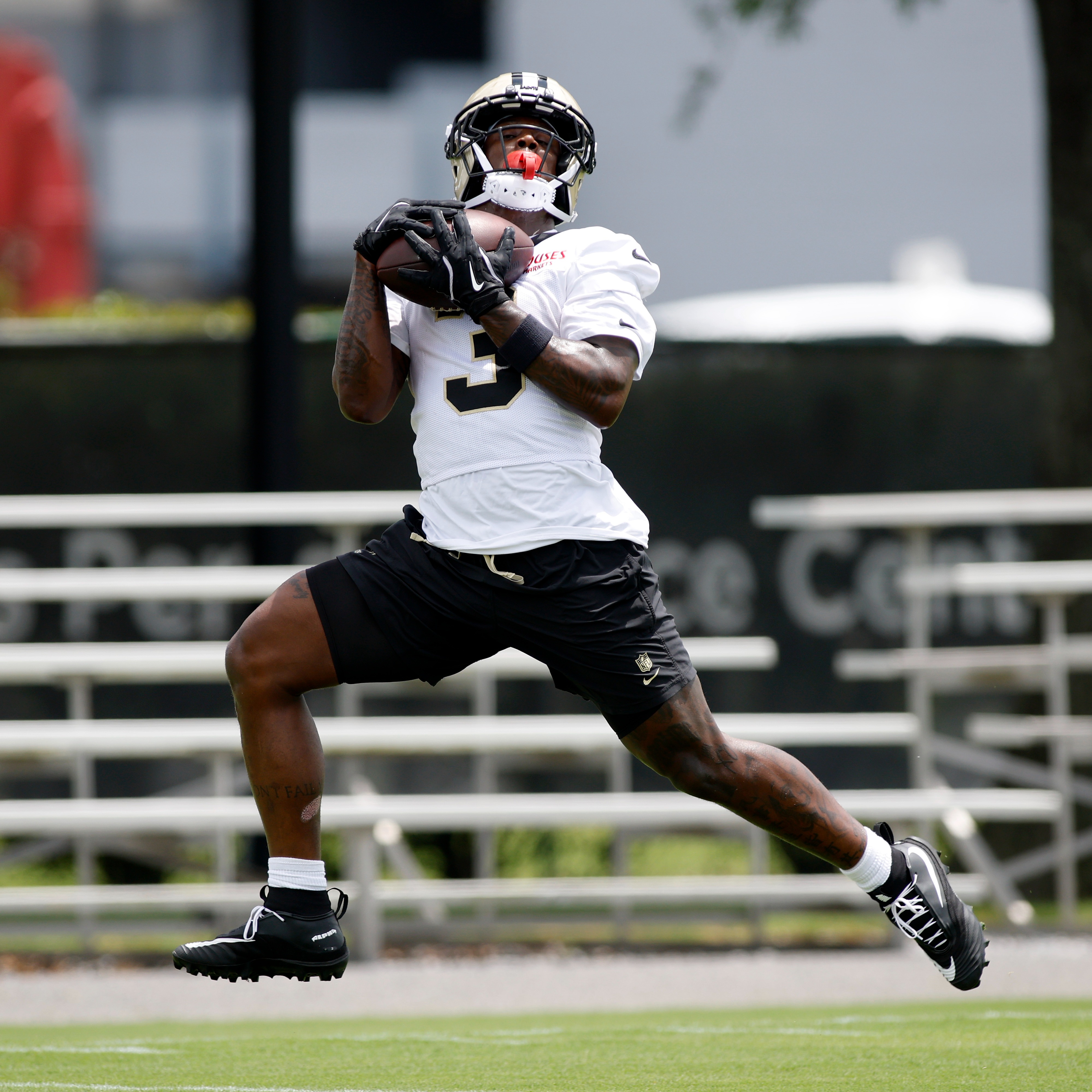 Etienne: My first game in the Superdome as a Saint is going to be "special"