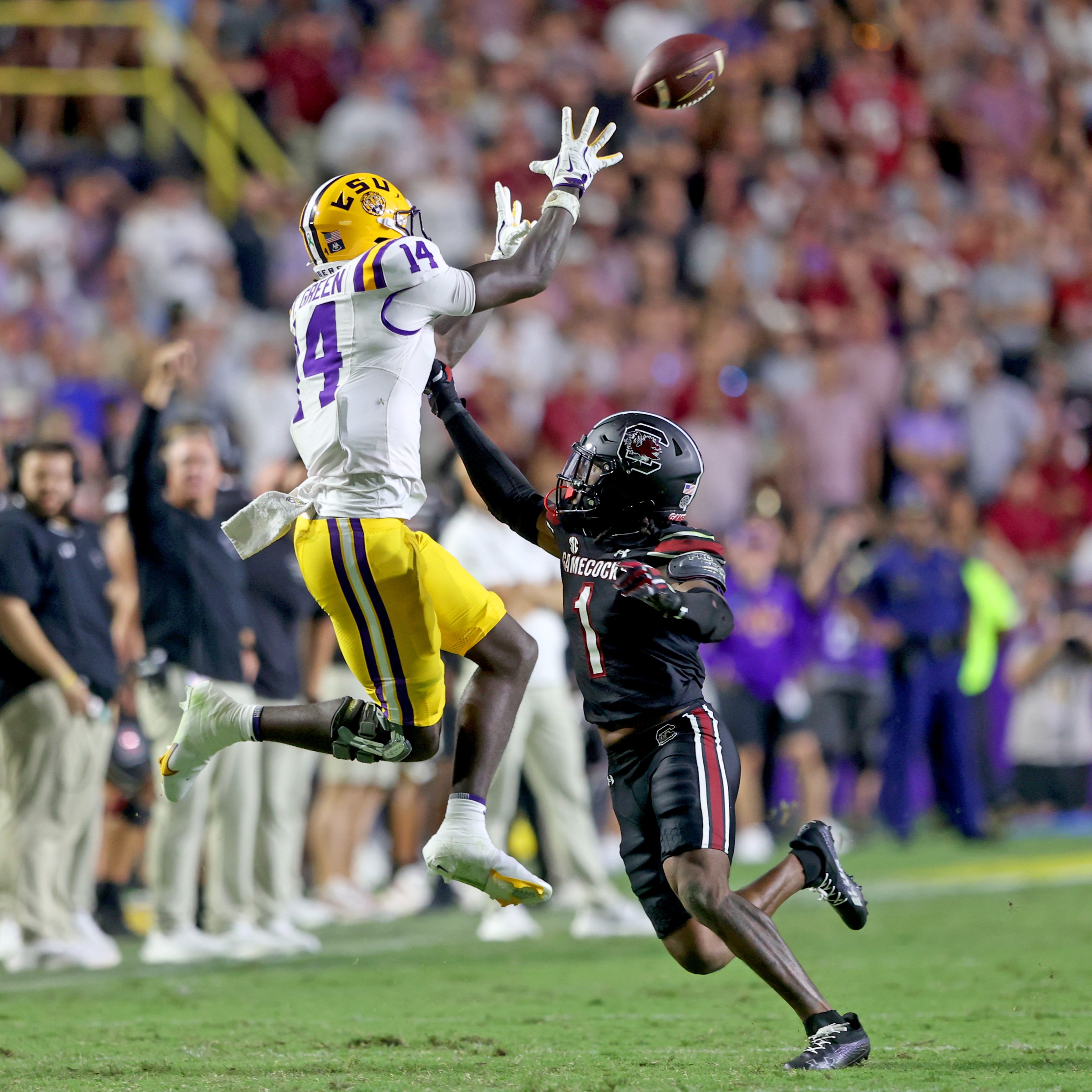 Lane Kiffin is following the NFL mold of defensive backs and tight ends