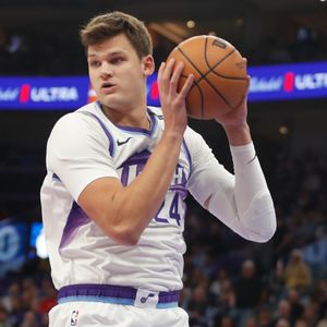 Hour 3: The free agent AND trade markets are drying up for NBA starting centers