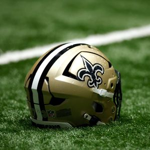 Hour 2: The Saints are doing everything to make the Paris matchup a home game