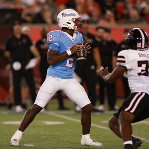 Hour 2: Who is in the lead to win Tulane's quarterback battle?