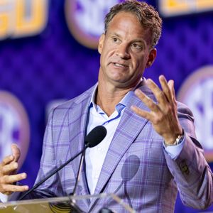 Hour 3: LSU's branding and Lane Kiffin's system is a perfect match