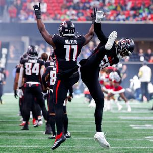 Hour 1: Tampa Bay is the only NFC South squad to not suffer a major injury at camp