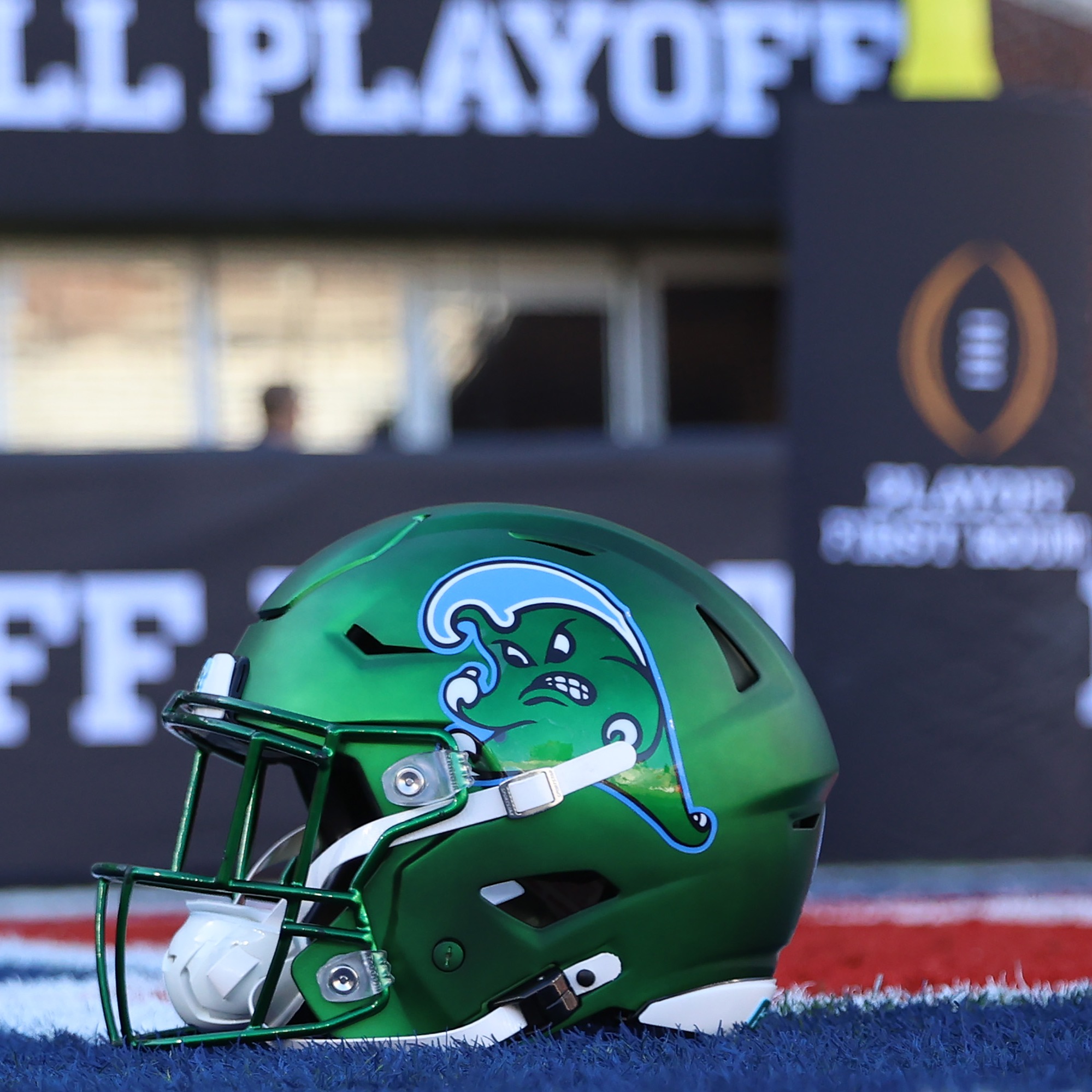 Hour 2: Can Will Hall keep Tulane's momentum rolling?