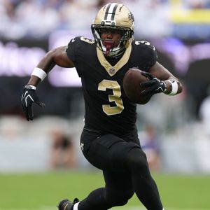 Hour 1: Travis Etienne landing on the IR with his hamstring injury is a bummer