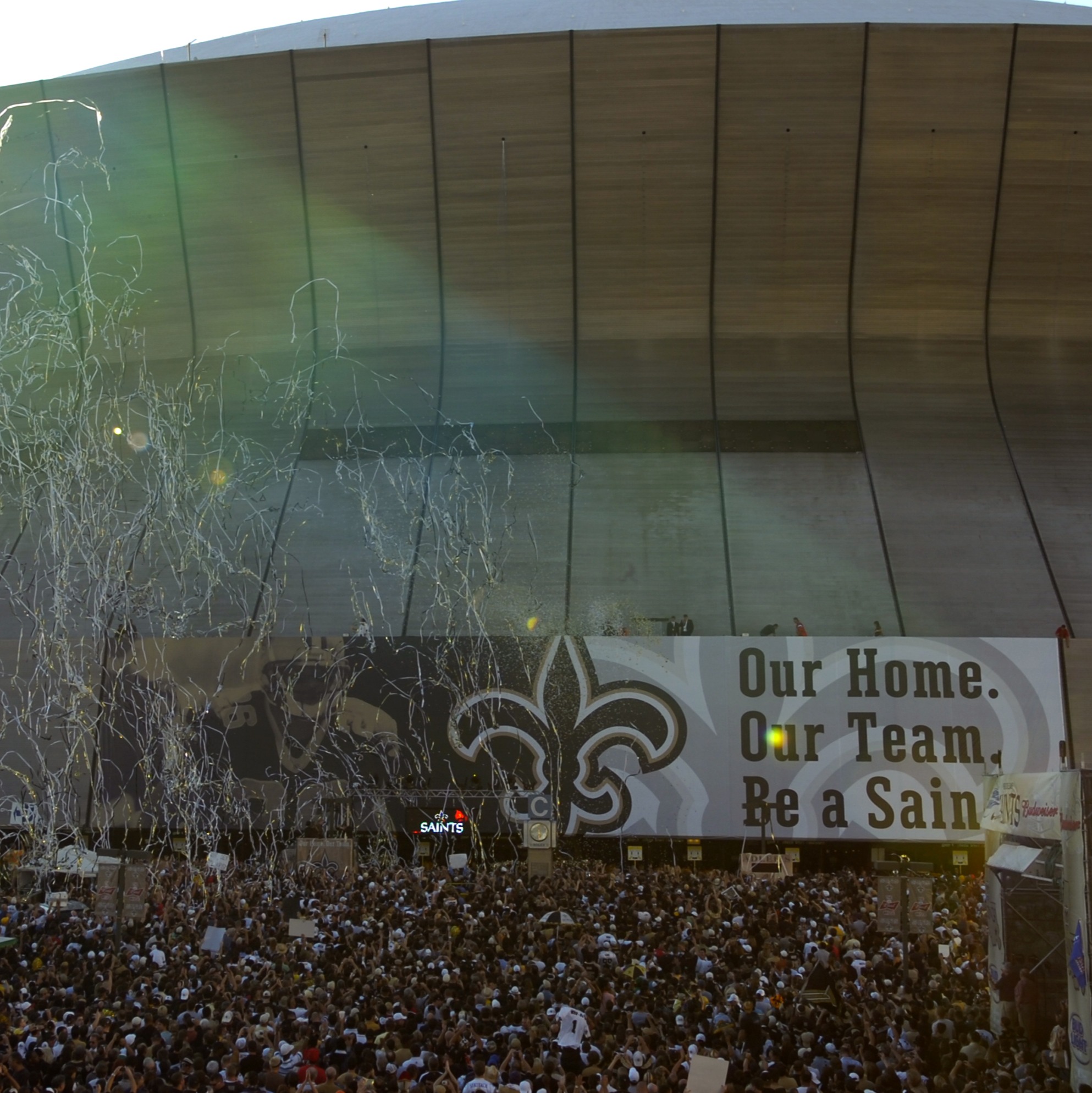 Hour 2: When the Falcons come to town, the Superdome is just different