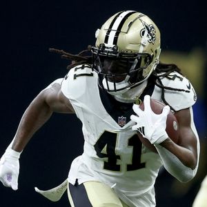 The Saints HAVE to commit to running the football