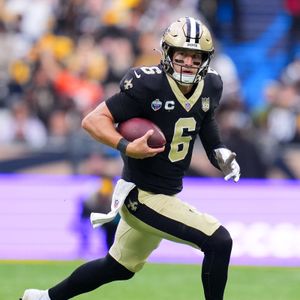 Scott Tolzien: There's no doubt in my mind that Tyler Shough will be a successful QB
