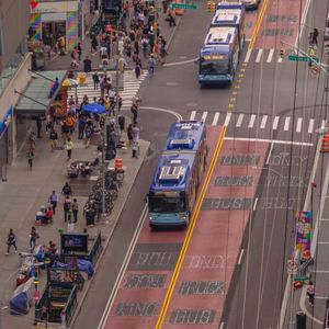 More bike lanes and bigger pedestrian plaza coming to 14th Street busway