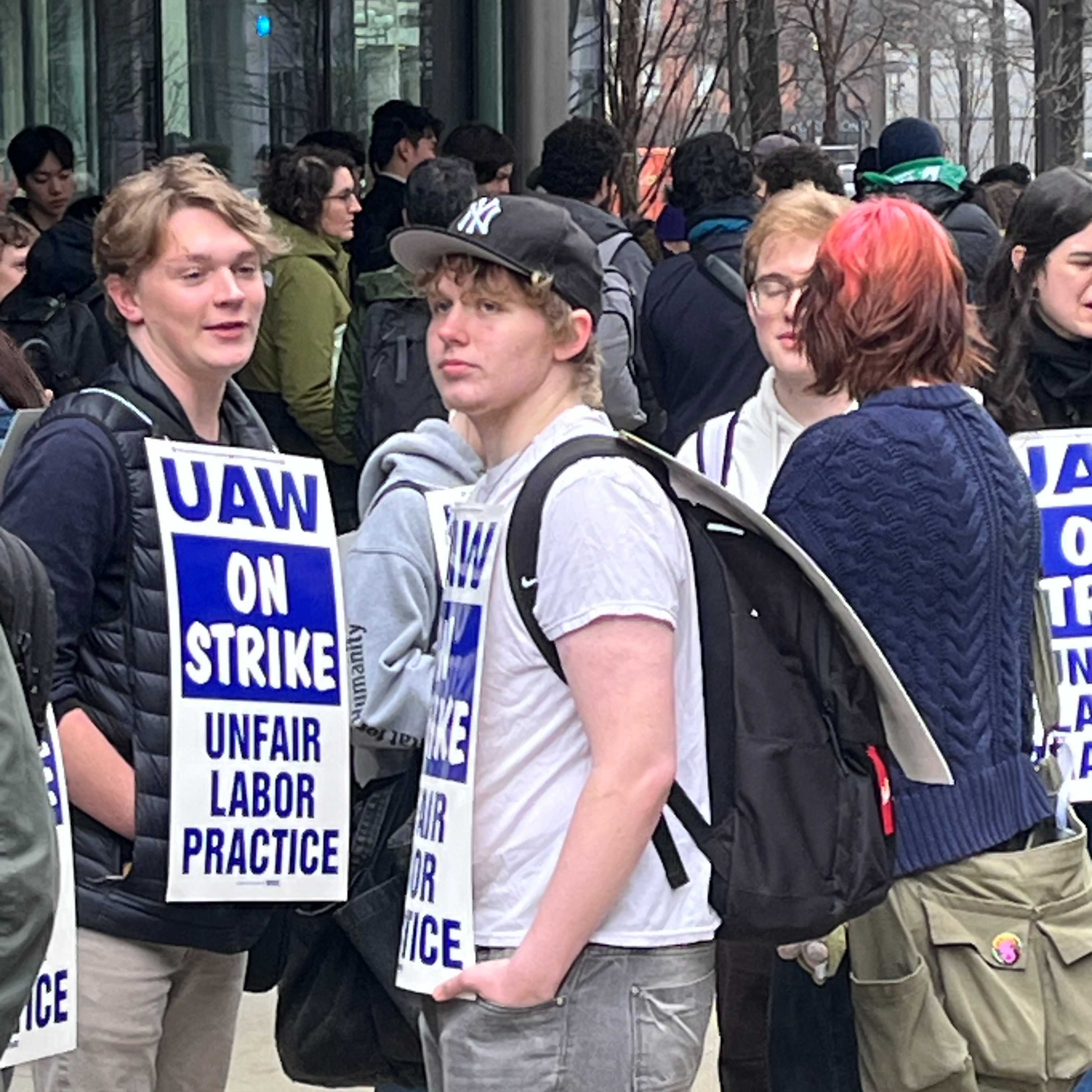 Non-tenured faculty go on strike at NYU