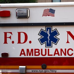 15 people injured in bus crash in the Bronx