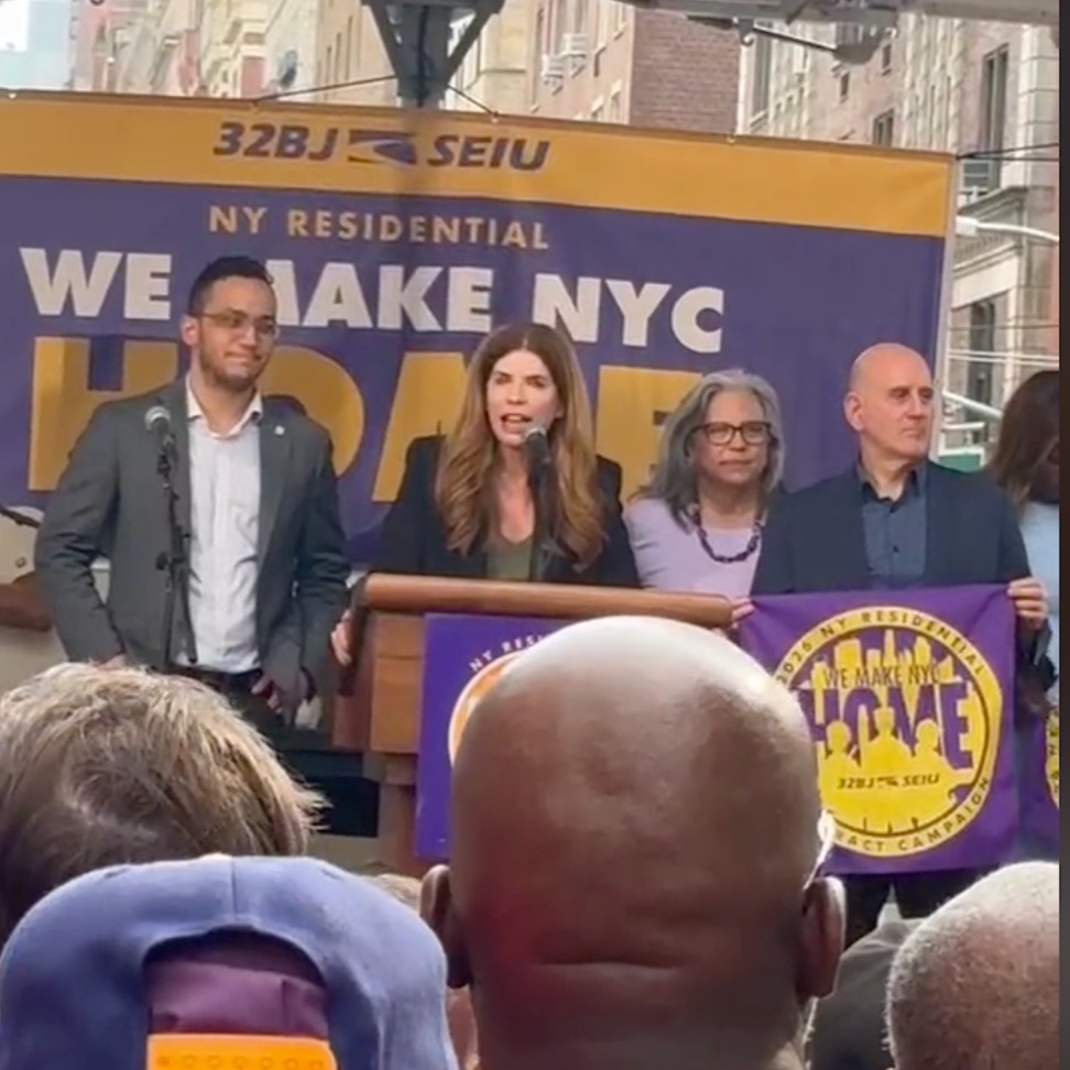 NYC apt building workers authorize a possible strike as contract talks stall