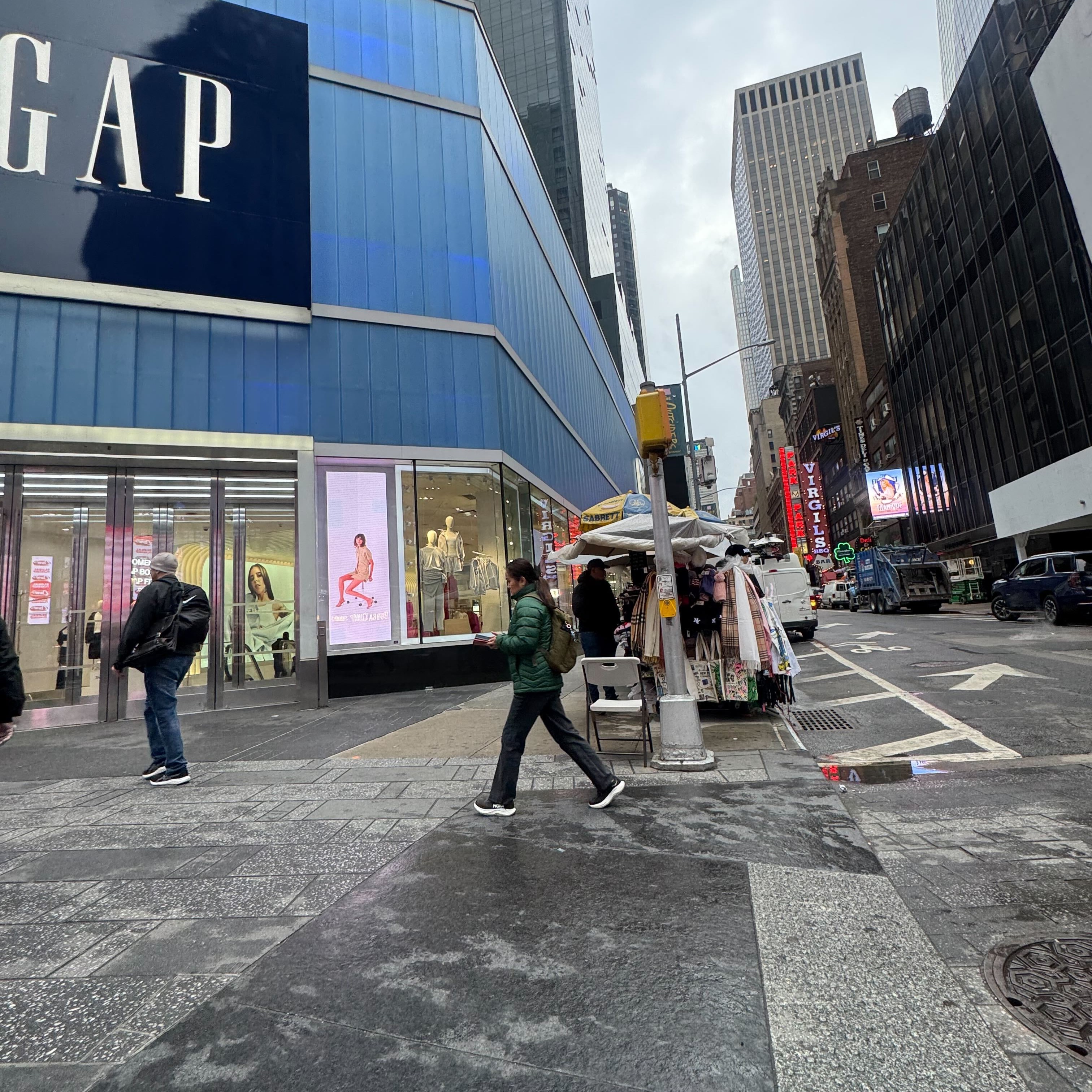 6-month-old girl abandoned in Times Square