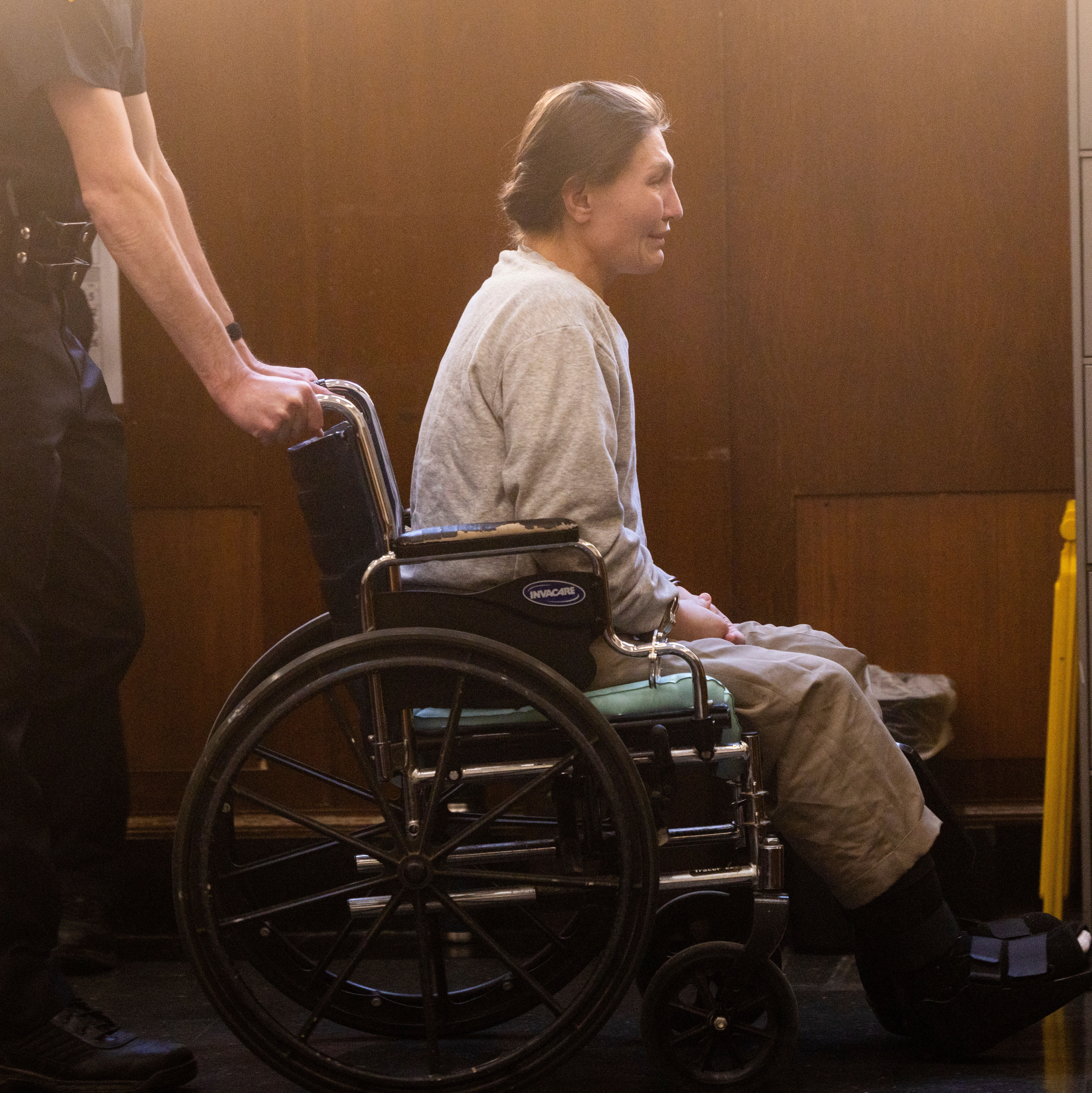 LI woman indicted for allegedly driving drunk and killing 2 pastors