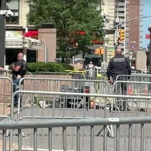 Former US Army soldier in custody after starting fire outside FBI's NY Field Office