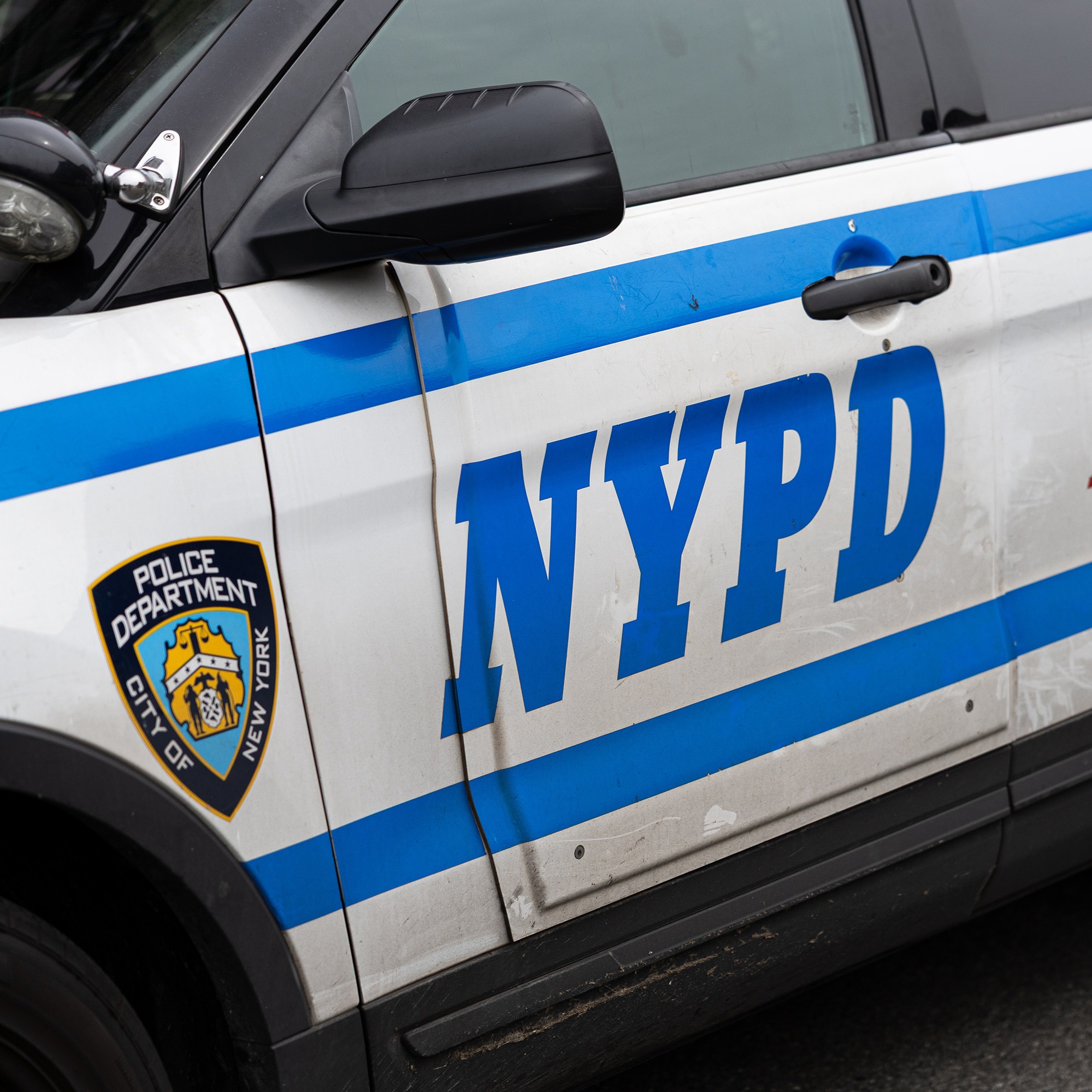 NYPD investigating 2 NYC shootings that left 3 people in the hospital