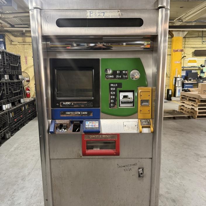 MTA auction gives New Yorkers opportunity to buy vintage MetroCard machines