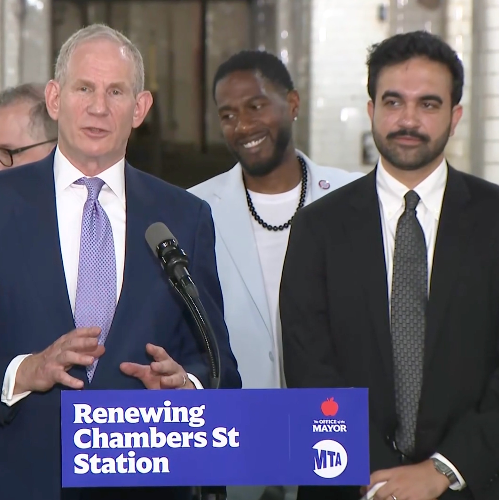 NYC looks to beat the heat on subway platforms as city bakes