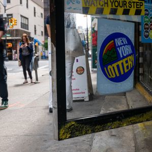 8th largest Powerball jackpot in history climbs to $905 million