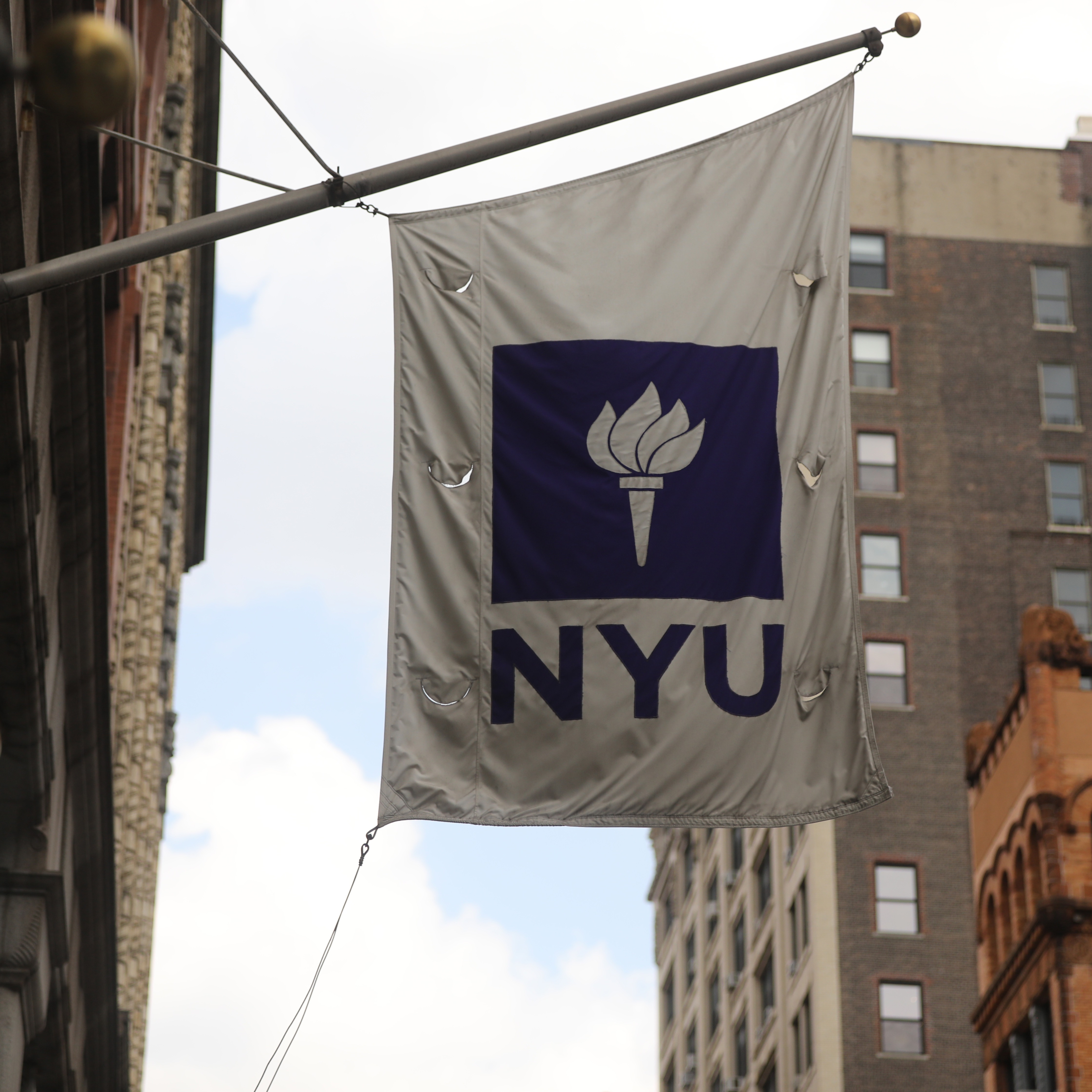 NYU challenges its students and faculty to 'break up' with their phones