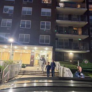Woman found dead, baby critically injured after falling from Bronx apartment