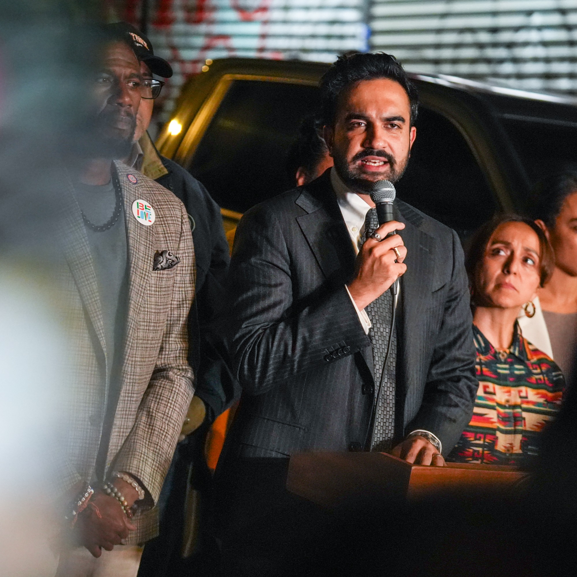 Mamdani, elected officials urge NYC parking garage and lot owners to  refuse ICE access