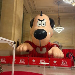 A familiar face returns to the Macy's Thanksgiving Day Parade lineup