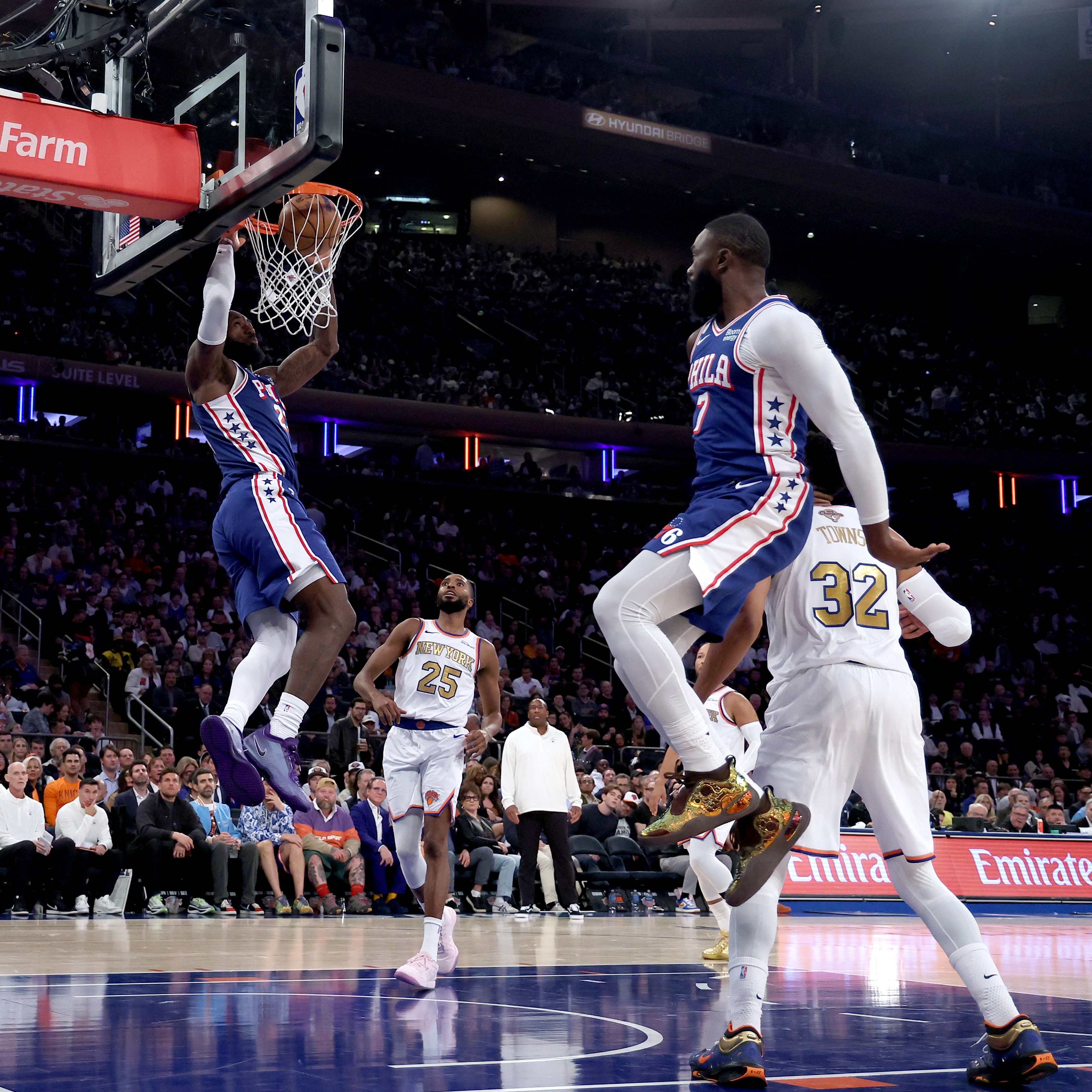 Knicks opener ends on a sour note as they give up first game of season to the 76ers