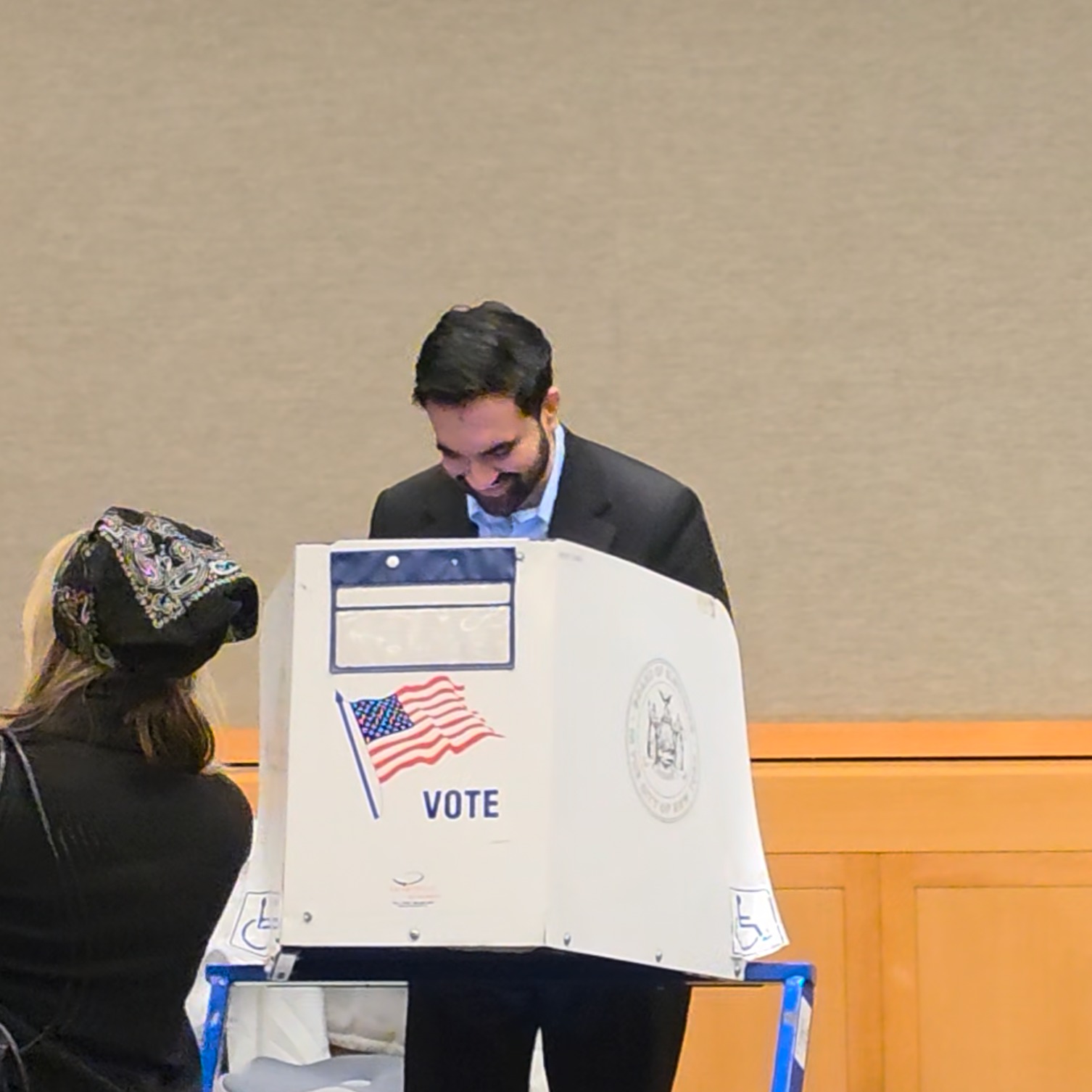 New Yorkers head to the polls for early voting in 2026 Midterms