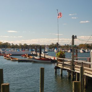 City Island residents push for ferry route