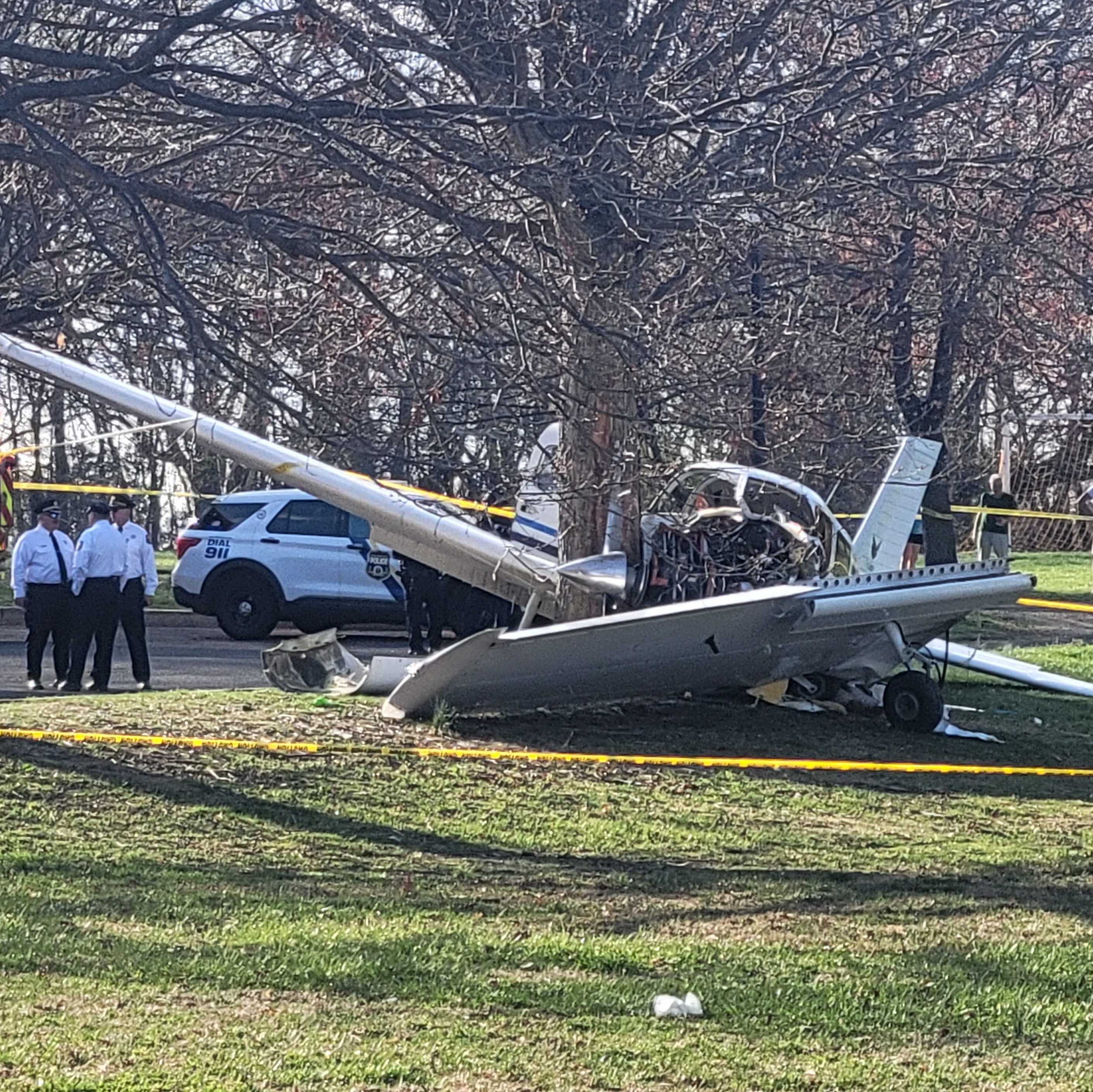 Small plane crash-lands in Northeast Philly park