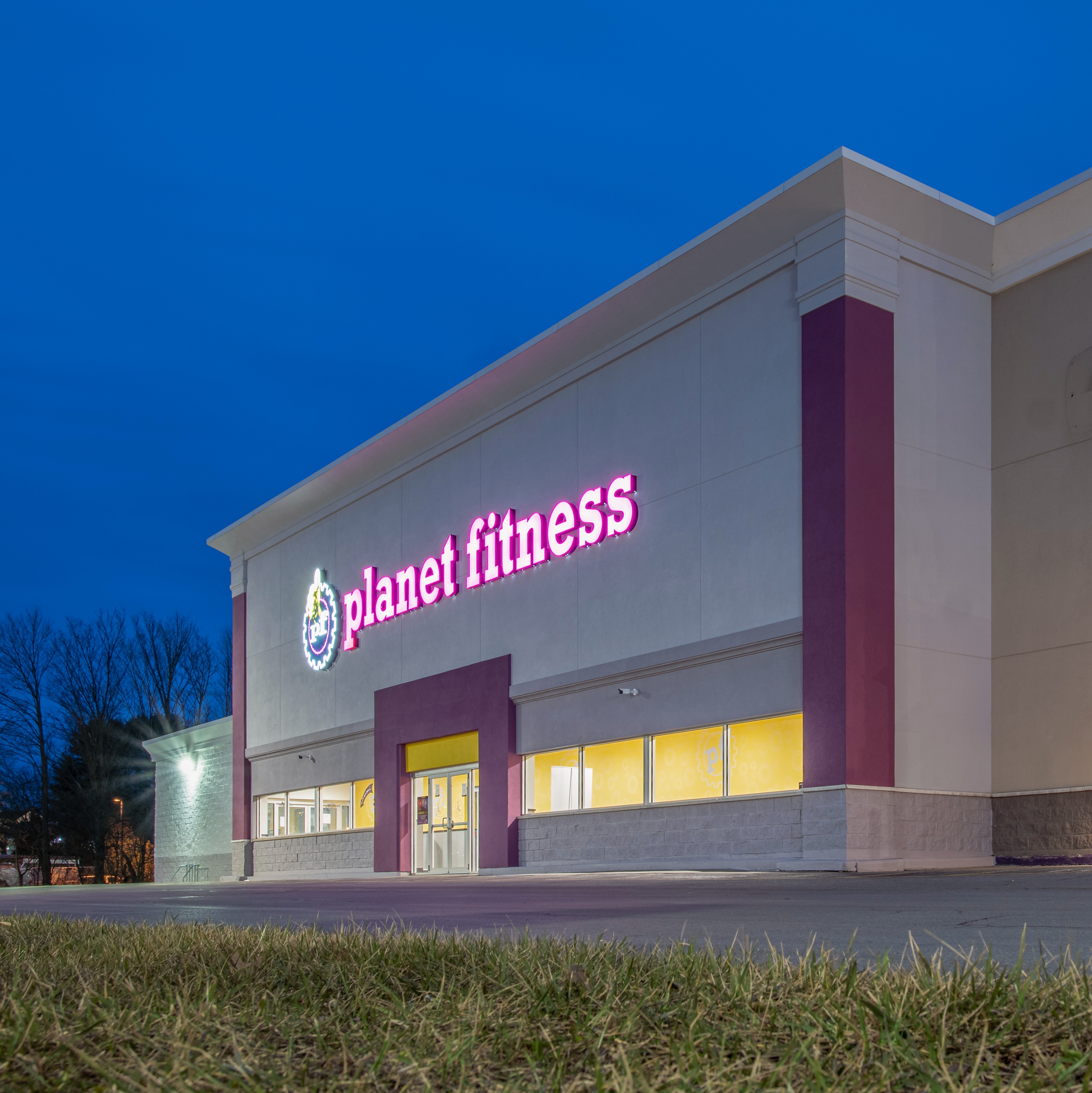 Planet Fitness employee critical after being stabbed multiple times at Cheltenham gym